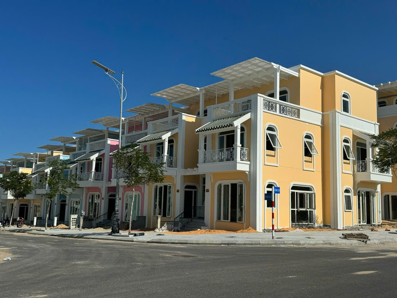 Khu phức hợp nghỉ dưỡng và giải trí KN Paradise